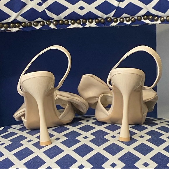 Elegant Nude Cape Robbin Big Bow Sling Back Heels - Picture 6 of 6